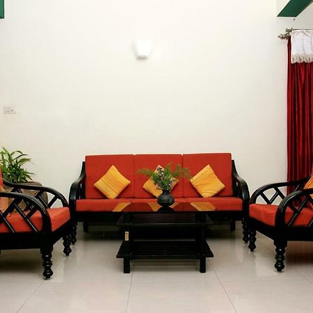The Green Path Eco Hotel Bangalore Exterior foto